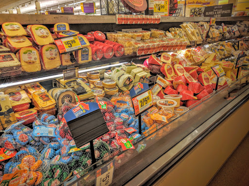 Supermarket «Giant», reviews and photos, 1230 W Broad St, Falls Church, VA 22046, USA