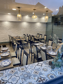 Atmosphère du Restaurant turc RESTAURANT ESTEL à Saint-Jean-les-Deux-Jumeaux - n°18