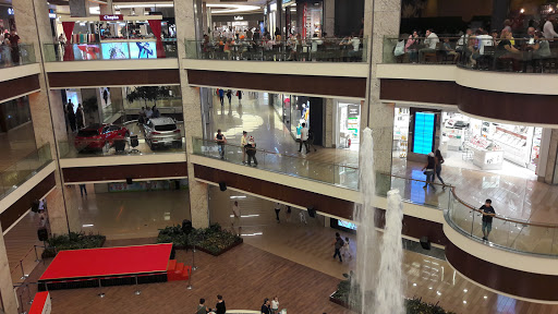 Capacity Shopping Center