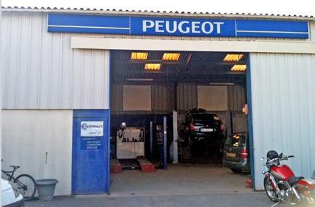Photo 1 - Magné Automobiles