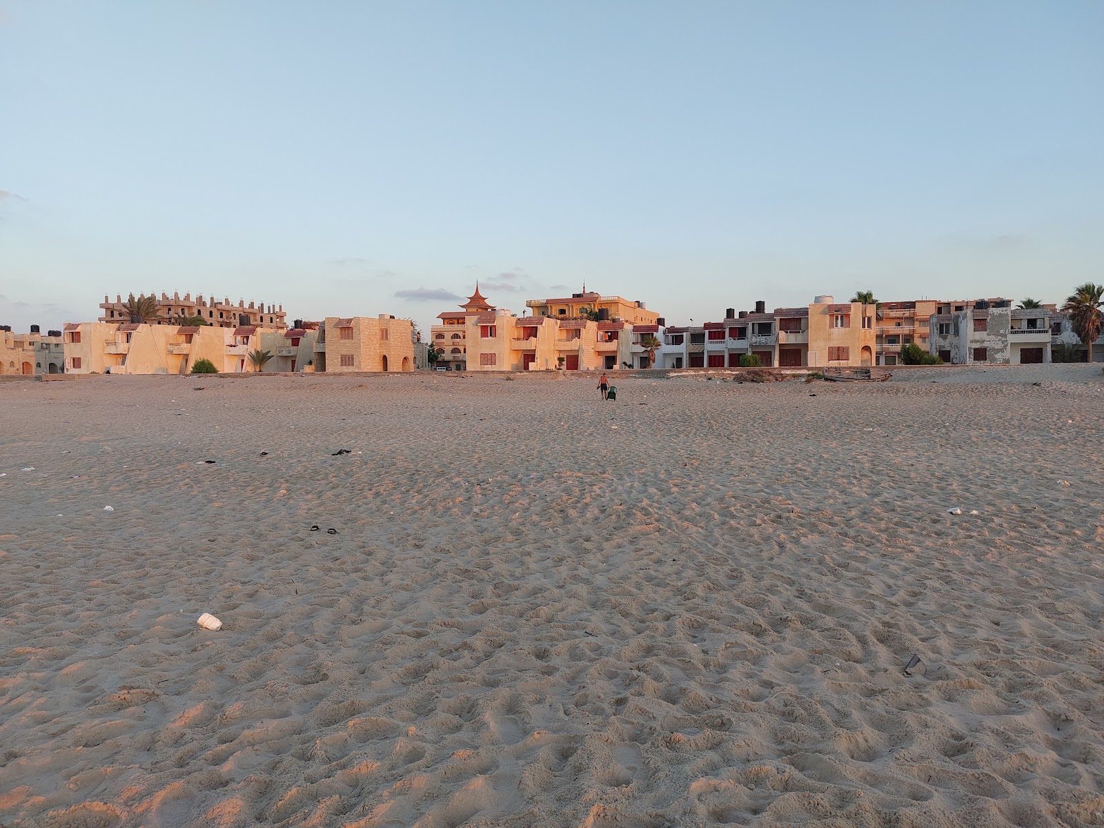 Foto de Basata Beach com alto nível de limpeza