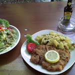 Photo n°1 de l'avis de bayernlandrover. fait le 12/08/2018 à 11:04 sur le  Peterhof à Straubing