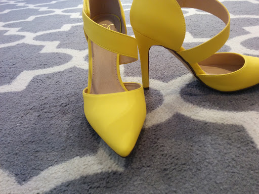 Bridal Shop «Gowns By Pamela - Bridal Gown Rental», reviews and photos, 394 W Main St, Lehi, UT 84043, USA