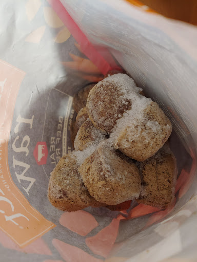 Pet Supply Store «Unleashed by Petco», reviews and photos, 8412 Georgia Ave, Silver Spring, MD 20910, USA