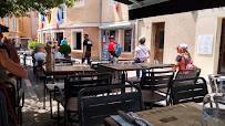 Atmosphère du Restaurant Beef Pub à L'Isle-sur-la-Sorgue - n°5