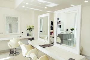 The Hive Salon image