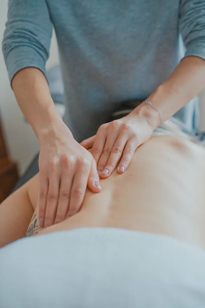 Austin Kuzyk R.M.T Massage Therapy