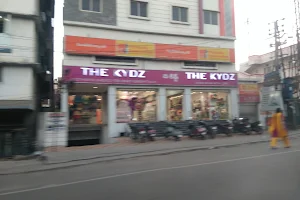 THE KYDZ image
