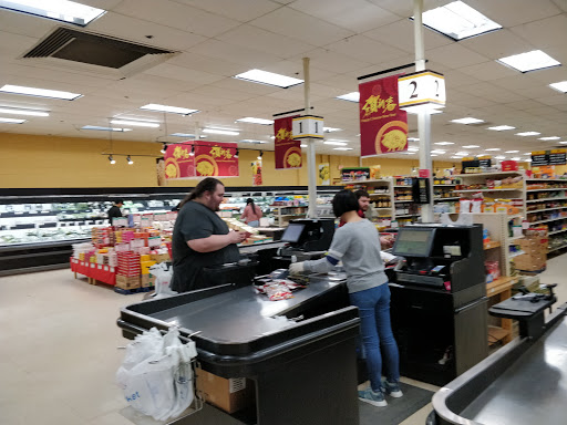 Asian Grocery Store «Cleveland Asia Market», reviews and photos, 21200 Miles Rd, Cleveland, OH 44128, USA