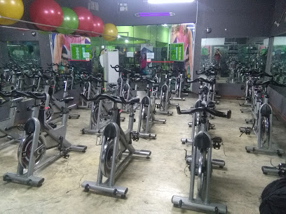 Spa ARNOLD GYM - Av. Simón Bolívar 860, Pueblo Libre 15084, Peru