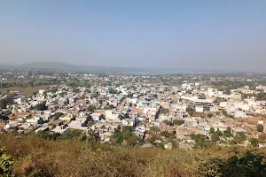 Major Dhyan Chand Statue Hill image