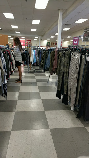 Department Store «T.J. Maxx», reviews and photos, 3350 S Glenstone Ave, Springfield, MO 65804, USA