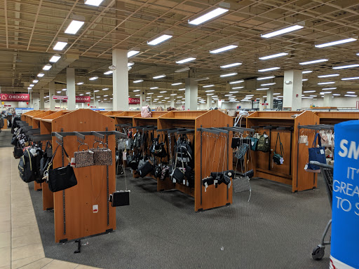 Clothing Store «Burlington Coat Factory», reviews and photos, 475 Union St, Waterbury, CT 06706, USA