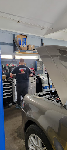 Auto Repair Shop «Falmouth Auto Center», reviews and photos, 614 E Falmouth Hwy, East Falmouth, MA 02536, USA