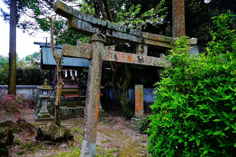 香殿神社