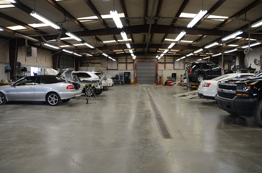 Auto Body Shop «Blue Grass Auto Body Inc», reviews and photos, 1040 W High St, Lexington, KY 40508, USA