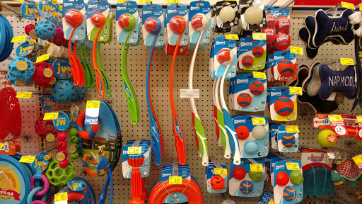 Pet Supply Store «PetSmart», reviews and photos, 10164 Colerain Ave, Cincinnati, OH 45251, USA
