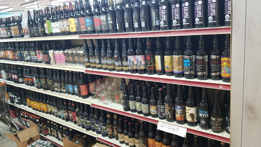 Grocery Store «La Riviera Market and Spirits», reviews and photos, 9331 La Riviera Dr, Sacramento, CA 95826, USA