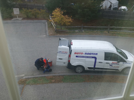 Plumber «Roto-Rooter Plumbing & Drain Services», reviews and photos, 87 Carando Dr, Springfield, MA 01104, USA