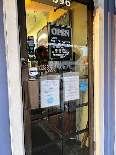 Florist «House of Flora Flower Market», reviews and photos, 896 New Britain Ave, Hartford, CT 06106, USA