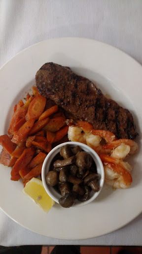 Restaurant «Eleven Restaurant & Lounge», reviews and photos, 408 1st Ave E, Williston, ND 58801, USA