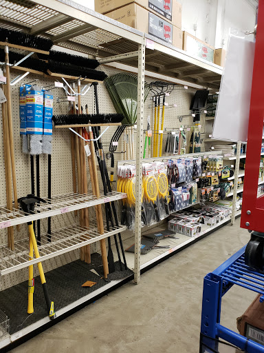 Hardware Store «Harbor Freight Tools», reviews and photos, 1349 N Blackstone Ave, Fresno, CA 93703, USA