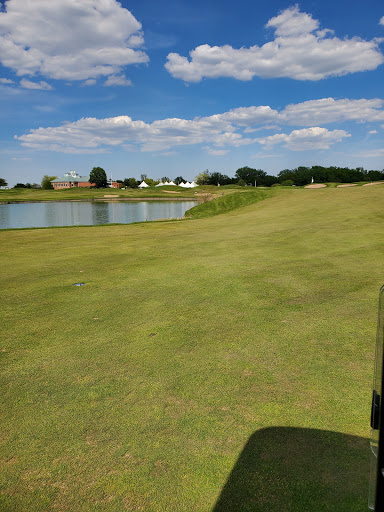 Public Golf Course «Prairie Landing Golf Club», reviews and photos, 2325 Longest Dr, West Chicago, IL 60185, USA