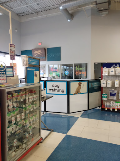 Pet Supply Store «Petco Animal Supplies», reviews and photos, 1231 Crossing Meadows Dr, Onalaska, WI 54650, USA