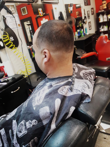 Barber Shop «DaShop Barber Shop», reviews and photos, 9521 S Orange Blossom Trail, Orlando, FL 32837, USA