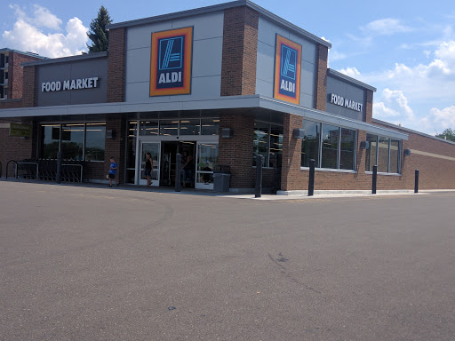 Supermarket «ALDI», reviews and photos, 6555 S Pennsylvania Ave, Lansing, MI 48911, USA