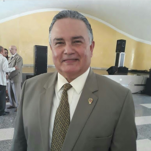 Dr.Julio Fuenmayor