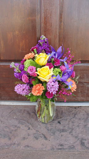 Florist «Chris-Dian Florist», reviews and photos, 279 Broadway, Newburgh, NY 12550, USA