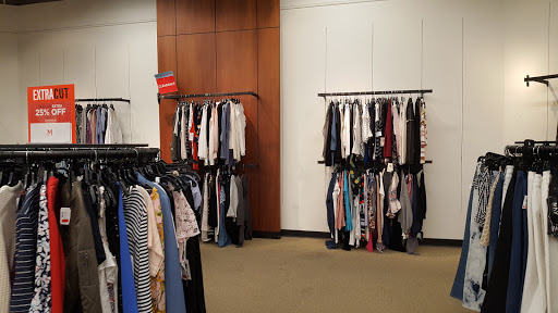 Department Store «Saks OFF 5TH», reviews and photos, 4700 Baldwin Rd, Auburn Hills, MI 48326, USA