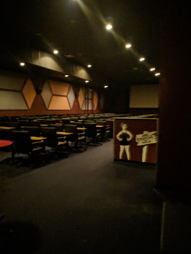 Movie Theater «Aloma Cinema Grill», reviews and photos, 2155 Aloma Ave, Winter Park, FL 32792, USA