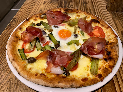 Lanterna Pizzeria & Brew Pub in Montagnaga, Provincia Autonoma di Trento