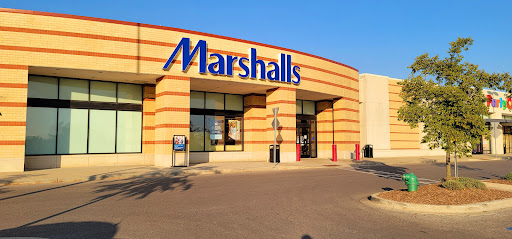 Department Store «Marshalls», reviews and photos, 2544 N Narragansett Ave, Chicago, IL 60707, USA