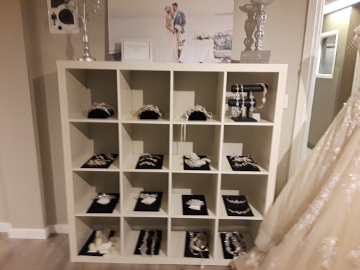 Bridal Shop «MeaMarie Bridal Atelier», reviews and photos, 30 Lakeshore Plaza #102, Kirkland, WA 98033, USA