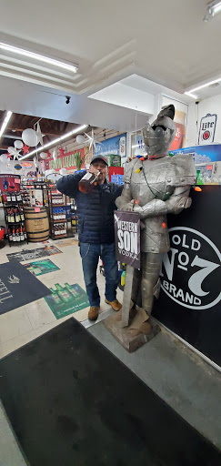 Liquor Store «Berwyn Liquors», reviews and photos, 6335 Cermak Rd, Berwyn, IL 60402, USA