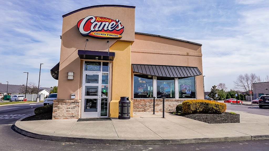 Raising Cane's Chicken Fingers Groveport, OH 43125 Menu, Reviews