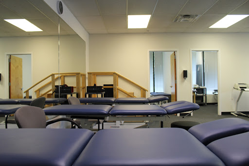 HANDS ON PHYSICAL THERAPY & MASSAGE THERAPY RONKONKOMA image 1