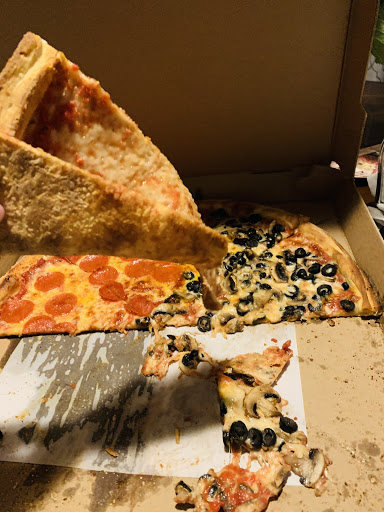 Jonny Ds Pizza image 4