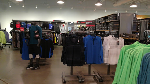 Clothing Store «Under Armour Factory House», reviews and photos, 5524 New Fashion Way #400, Charlotte, NC 28278, USA