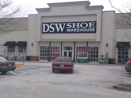 Shoe Store «DSW Designer Shoe Warehouse», reviews and photos, 344 Providence Hwy, Dedham, MA 02026, USA