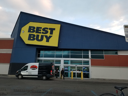Electronics Store «Best Buy», reviews and photos, 8923 Bay Pkwy, Brooklyn, NY 11214, USA