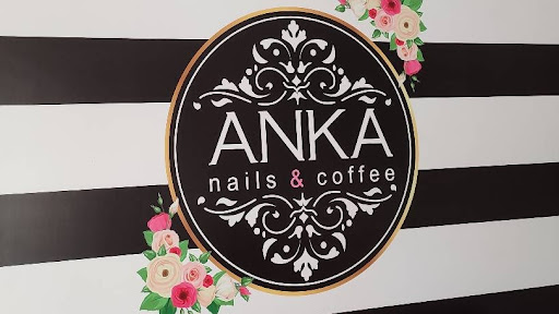 Anka Nails and coffee. Salón spa