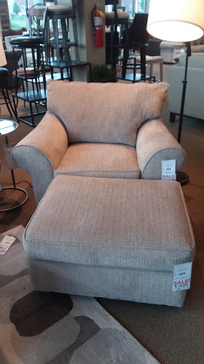 Furniture Store «FrontRoom Furnishings», reviews and photos, 940 Polaris Pkwy, Columbus, OH 43240, USA