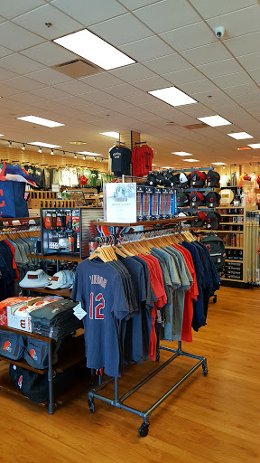 Sportswear Store «Rally House Parma», reviews and photos, 7891 W Ridgewood Dr, Parma, OH 44129, USA