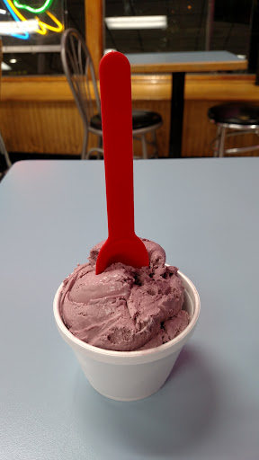 Ice Cream Shop «Bethlehem Dairy Store», reviews and photos, 1430 Linden St, Bethlehem, PA 18018, USA