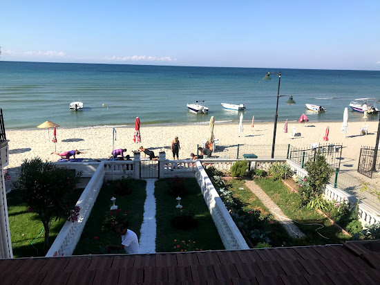 Ataturk Parki beach
