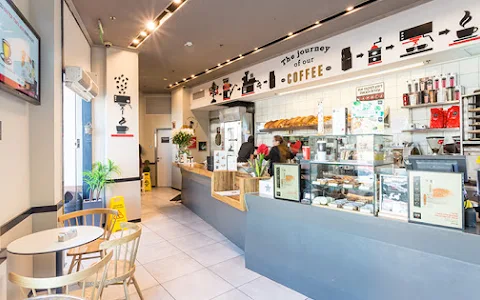 Aroma Espresso Bar ארומה אספרסו בר image